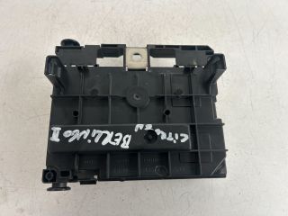 bontott CITROËN BERLINGO II Biztosítéktábla Motortér