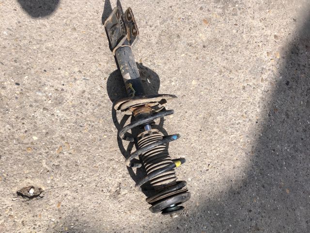 bontott CITROËN BERLINGO II Jobb első Gólyaláb (Lengécsillapító, Rugó)