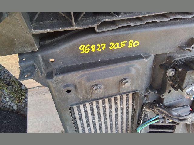 bontott CITROËN BERLINGO II Komplett Homlokfal (Részeivel)