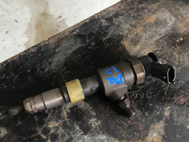 bontott CITROËN BERLINGO II Porlasztó (1 db)