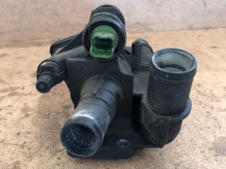 bontott CITROËN BERLINGO II Termosztátház