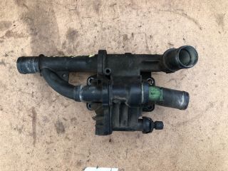 bontott CITROËN BERLINGO II Termosztátház