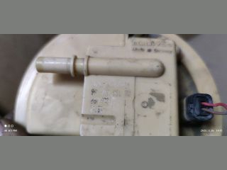 bontott CITROËN BERLINGO II Üzemanyagszint Jeladó