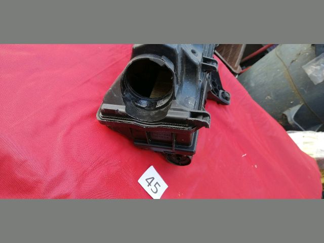 bontott CITROËN BERLINGO II Légszűrő Ház