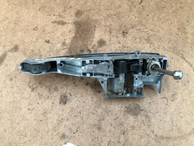 bontott CITROËN BERLINGO II Bal első Külső Kilincs