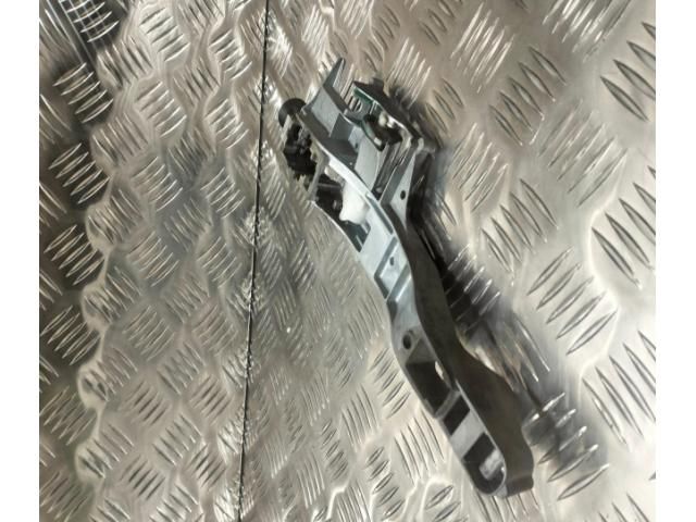 bontott CITROËN BERLINGO II Bal első Külső Kilincsfészek