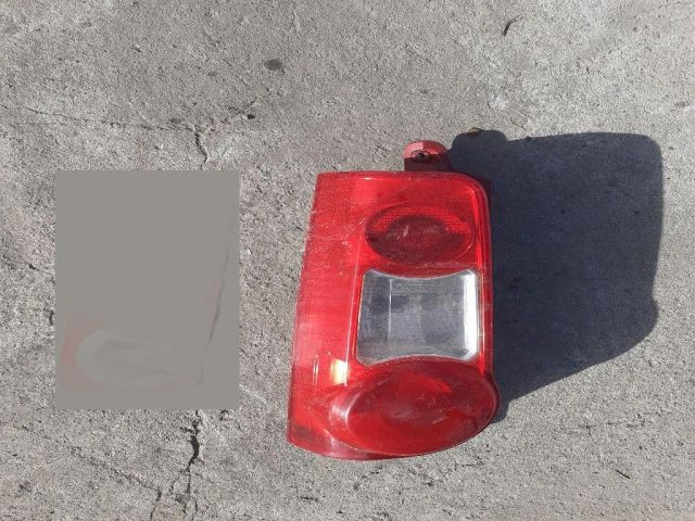 bontott CITROËN BERLINGO II Bal Külső Hátsó Lámpa