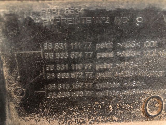 bontott CITROËN BERLINGO II Csomagtérajtó Díszléc