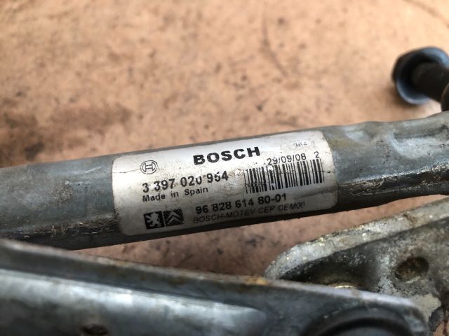 bontott CITROËN BERLINGO II Első Ablaktörlő Szerkezet Motorral