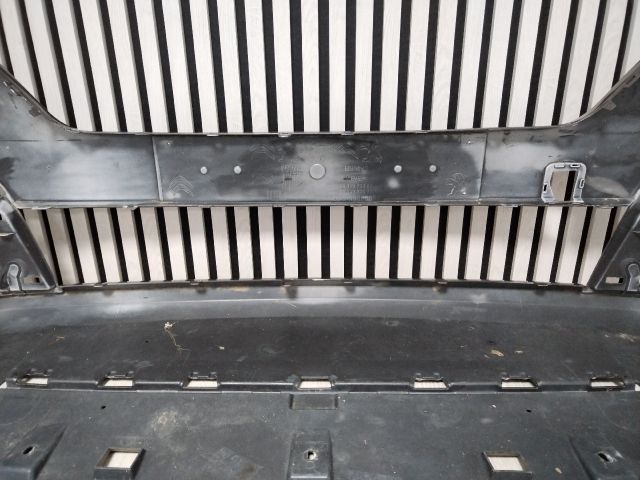 bontott CITROËN BERLINGO II Első Lökhárító (Üresen)