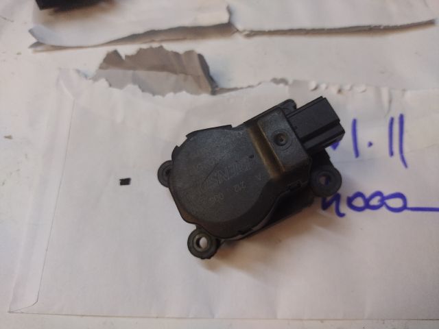 bontott CITROËN BERLINGO II Fűtés Állító Motor