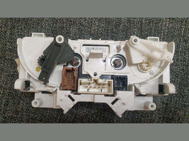 bontott CITROËN BERLINGO II Fűtéskapcsoló (Nem klímás)