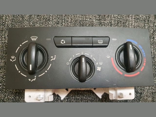 bontott CITROËN BERLINGO II Fűtéskapcsoló (Nem klímás)