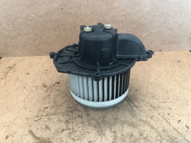 bontott CITROËN BERLINGO II Fűtőmotor (Klímás)