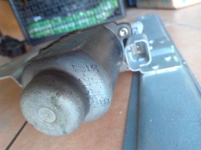 bontott CITROËN BERLINGO II Jobb első Ablakemelő Motor