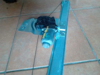 bontott CITROËN BERLINGO II Jobb első Ablakemelő Motor