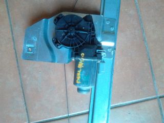 bontott CITROËN BERLINGO II Jobb első Ablakemelő Motor