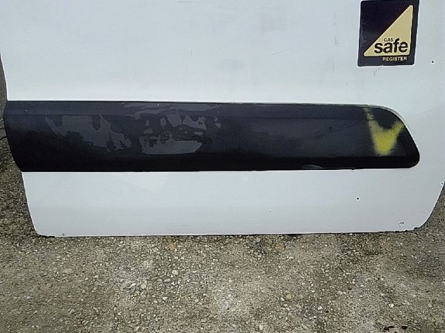 bontott CITROËN BERLINGO II Jobb első Ajtó (Üres lemez)