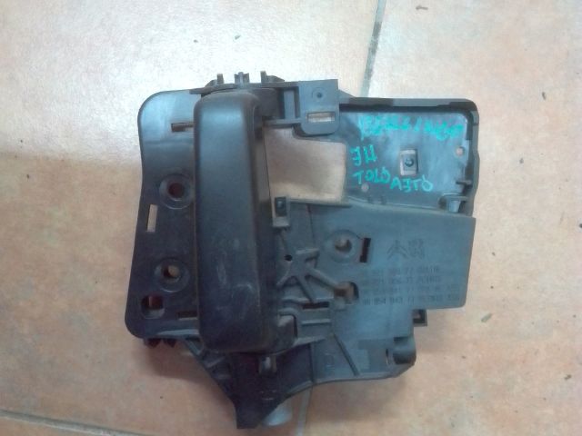 bontott CITROËN BERLINGO II Jobb hátsó Belső Kilincs