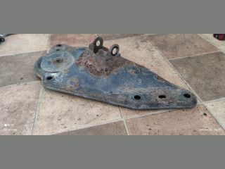 bontott CITROËN BERLINGO II Jobb hátsó Felső Rugótányér