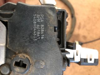 bontott CITROËN BERLINGO II Jobb hátsó Tolóajtó Ajtónyitó Szerkezet