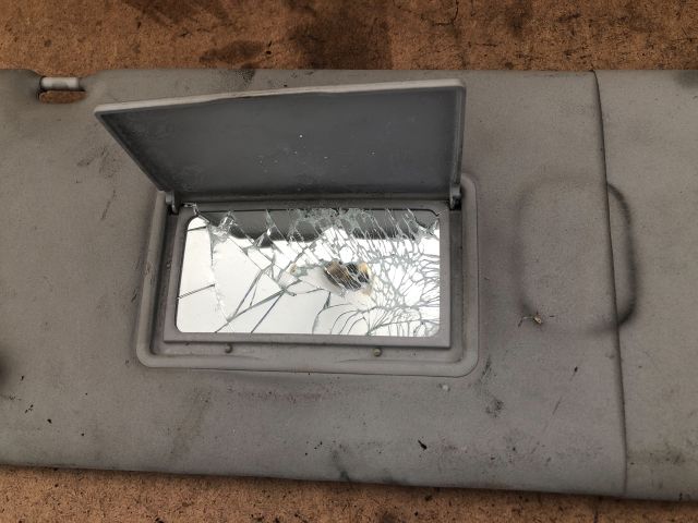 bontott CITROËN BERLINGO II Jobb Napellenző