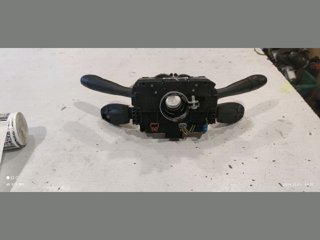 bontott CITROËN BERLINGO II Komplett Kormánykapcsoló (Bajuszkapcsoló)