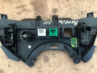 bontott CITROËN BERLINGO II Középkonzol Vezérlő Panel