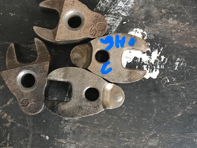 bontott CITROËN BERLINGO II Porlasztó Lefogató