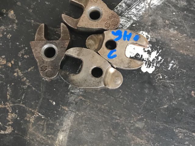 bontott CITROËN BERLINGO II Porlasztó Lefogató