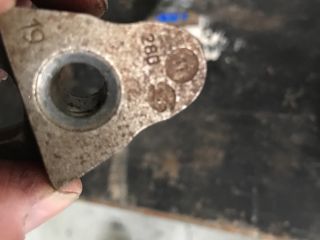 bontott CITROËN BERLINGO II Porlasztó Lefogató