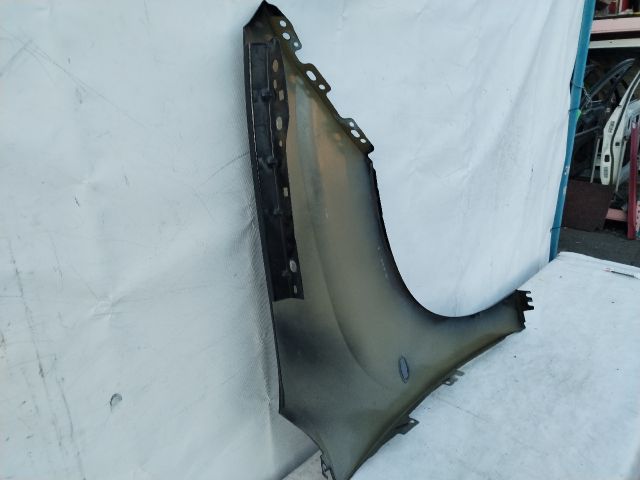 bontott CITROËN BERLINGO III Bal első Sárvédő