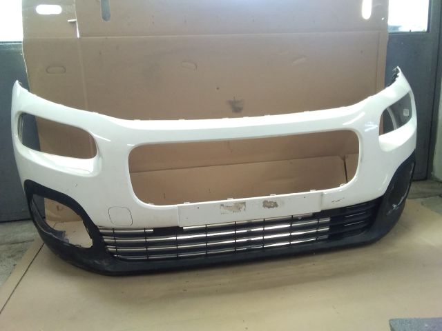 bontott CITROËN BERLINGO III Első Lökhárító (Üresen)