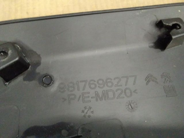 bontott CITROËN BERLINGO III Jobb első Ajtó Díszléc