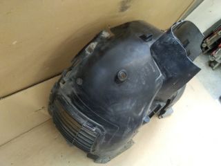 bontott CITROËN BERLINGO III Jobb első Dobbetét (Kerékjárati, Műanyag)