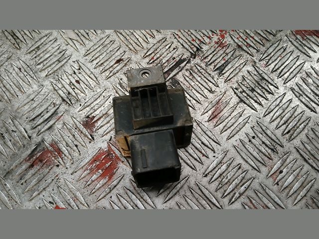 bontott CITROËN BERLINGO Izzító Relé