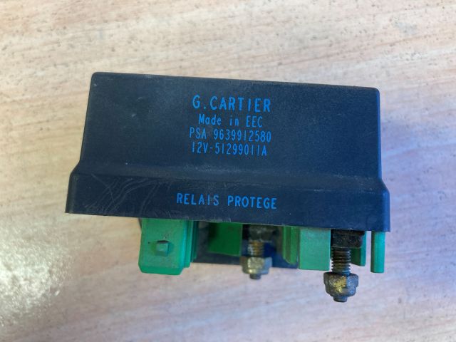 bontott CITROËN BERLINGO Izzító Relé