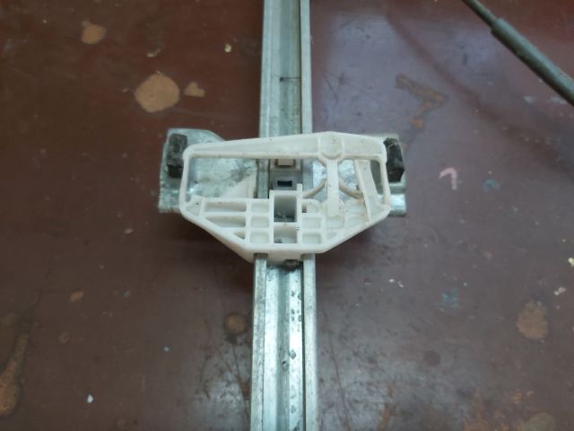 bontott CITROËN BERLINGO Jobb első Ablakemelő Szerkezet (Mechanikus)