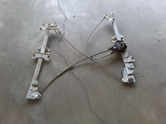 bontott CITROËN BERLINGO Jobb első Ablakemelő Szerkezet (Mechanikus)