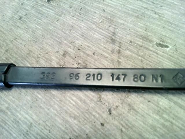 bontott CITROËN BERLINGO Jobb első Ablaktörlő Kar