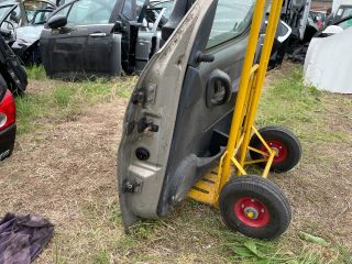 bontott CITROËN BERLINGO Jobb első Ajtó (Részeivel)