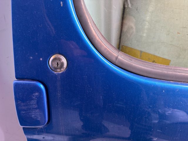 bontott CITROËN BERLINGO Jobb első Ajtó (Részeivel)