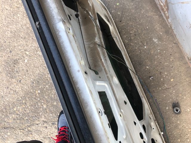 bontott CITROËN BERLINGO Jobb első Ajtó (Üres lemez)