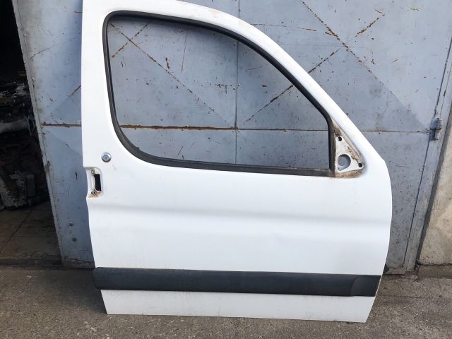 bontott CITROËN BERLINGO Jobb első Ajtó (Üres lemez)