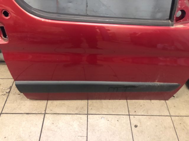 bontott CITROËN BERLINGO Jobb első Ajtó (Üres lemez)