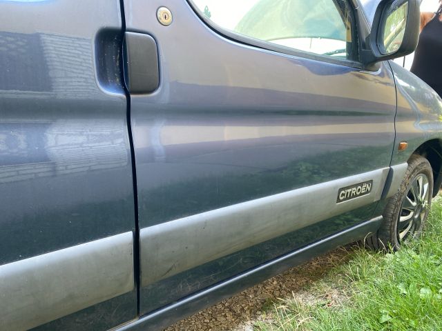 bontott CITROËN BERLINGO Jobb első Ajtó (Üres lemez)