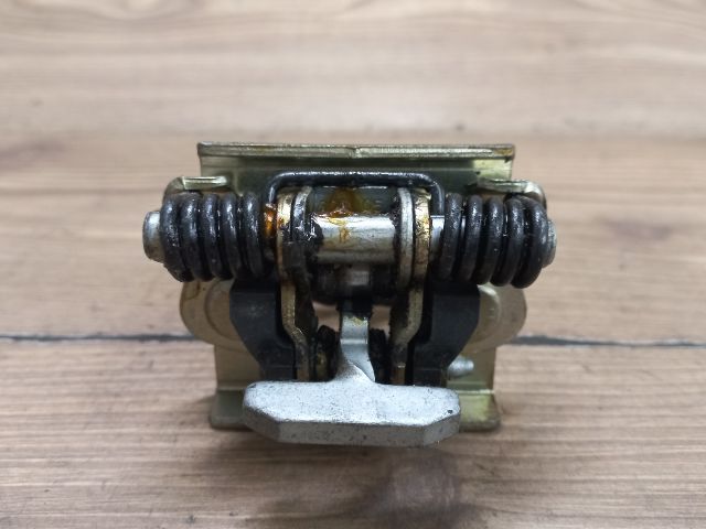 bontott CITROËN BERLINGO Jobb első Ajtóhatároló