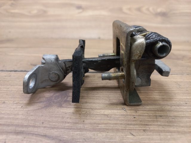 bontott CITROËN BERLINGO Jobb első Ajtóhatároló