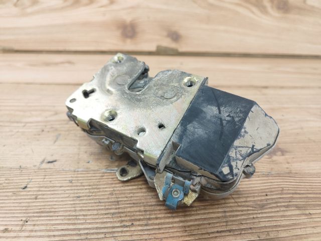 bontott CITROËN BERLINGO Jobb első Ajtózár