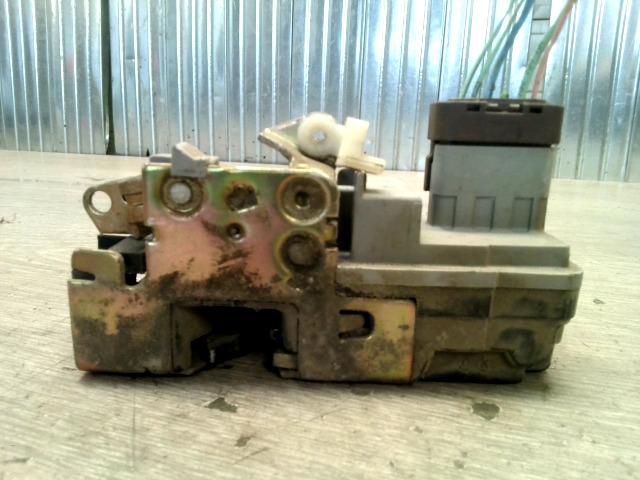 bontott CITROËN BERLINGO Jobb első Ajtózár